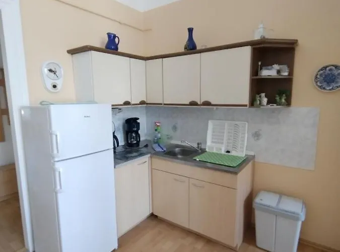 Freya Apartment